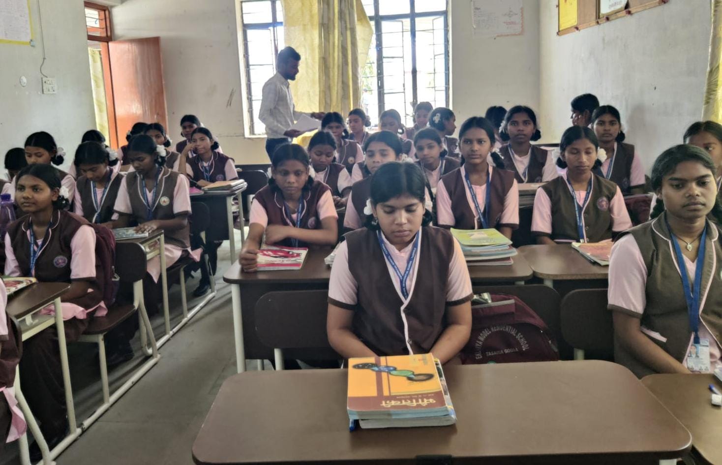 धनबादः IIT-ISM की पहल, एसटी छात्रों को आईटी व कंप्यूटर स्किल का दिया जा रहा प्रशिक्षण