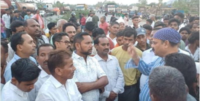 पलामूः शंखा-पड़वा मोड़ पर हादसे में युवक की मौत, विरोध में सड़क जाम