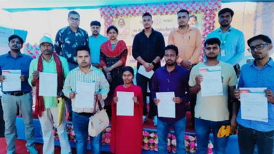 Deoghar News : रोजगार मेले में 15 अभ्यर्थियों को मिला ऑफर लेटर
