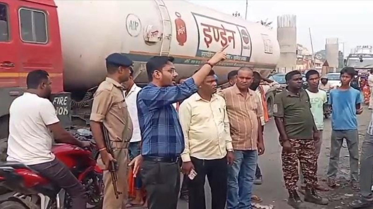 encroachment on Govindpur NH