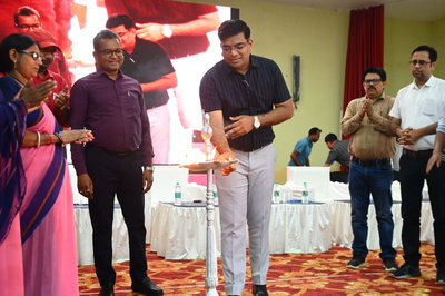 पूरी जम्मेवारी के साथ करें एसआईआर का कार्य: लातेहार डीसी