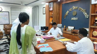 Latehar News : डीसी ने सुनीं लोगों की समस्याएं, मिला आश्वासन