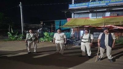 Simdega News :एसपी ने दुर्गा पूजा पर रात्रि गश्ती बढ़ाने का दिया निर्देश