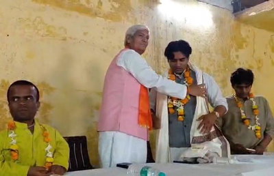 धनबाद में अमित आजाद का प्रेरक संवाद, छात्रों में जगाई क्रांतिकारियों के प्रति चेतना