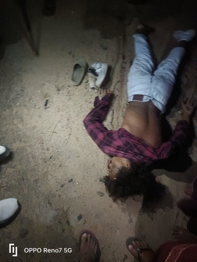 Jamtara News : बालू लदे ट्रैक्टर के धक्के से बाइक सवार युवक की मौत, दूसरा गंभीर
