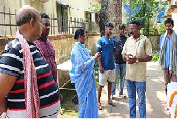 Chakradharpur News: झामुमो समर्थक मनोहर झा ने की आत्महत्या, सांसद व विधायक ने जताया शोक