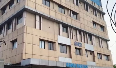 Saraikela News : जिले के होटलों व अस्पतालों में फायर सेफ्टी की जांच, मिलीं कई खामियां