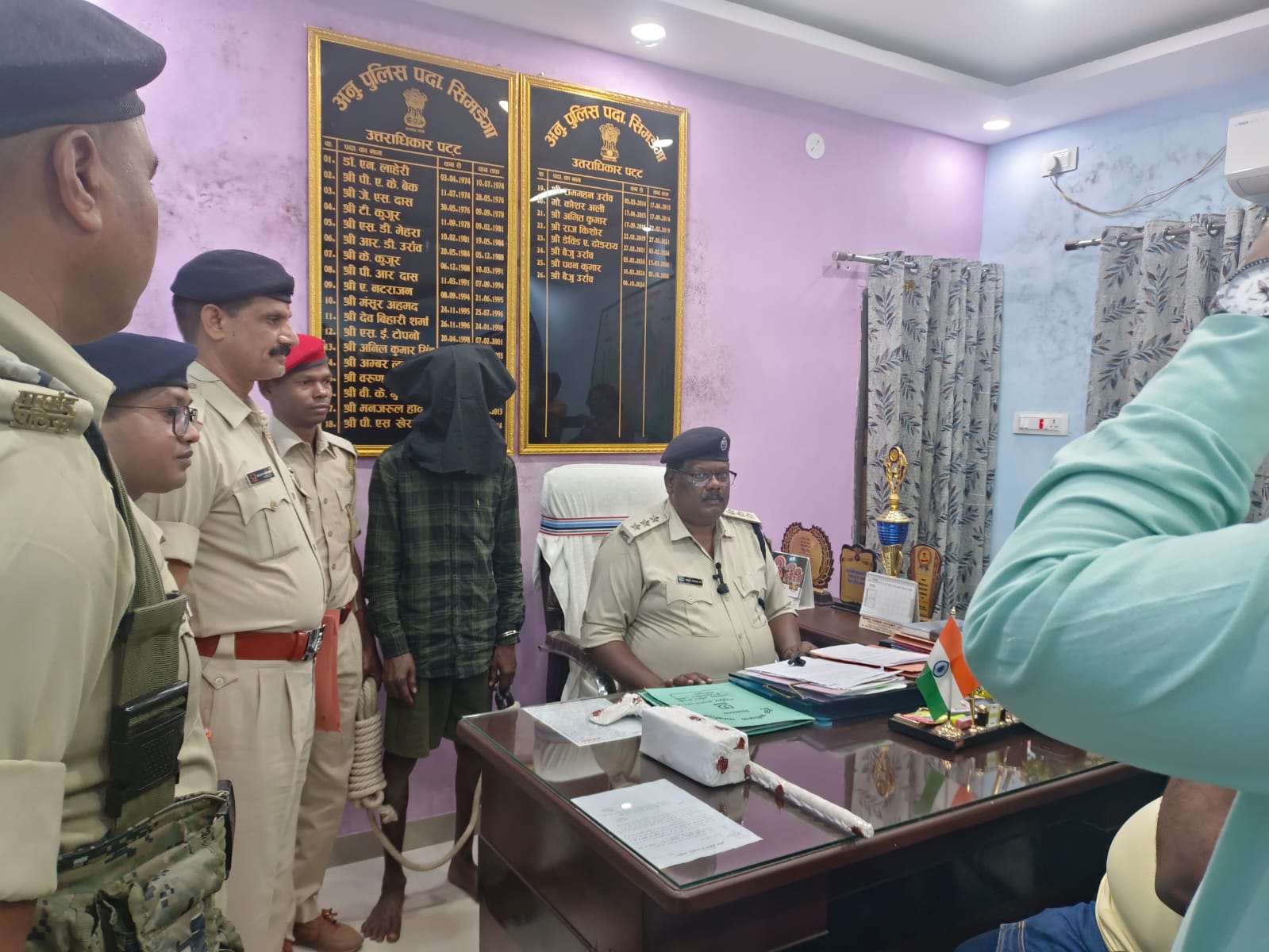 सिमडेगाः शराब के नशे में बेटे ने पिता को कुल्हाड़ी से हमला कर मार डाला, गिरफ्तार