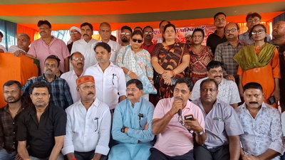 Dhanbad News :  विधायक राज सिन्हा का अनशन शुरू, धनबाद-बोकारो मुख्य सड़क चालू करने की मांग