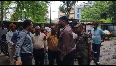 Hazaribagh News : सड़क पर नहीं लगेंगी फुटपाथ दुकानें, शहर में छोटे बाजार विकसित करने की तैयारी