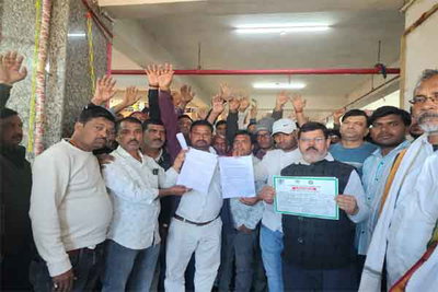 अटल वेंडर मार्केट के दुकानदार बोले – फिर से लॉटरी हुआ तो होगा उग्र प्रदर्शन