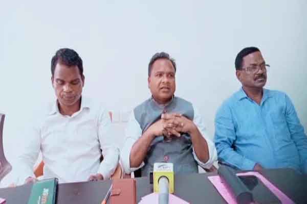 रिम्स टू की जमीन को लेकर फिर गहराने लगा विवाद, एकजुट हुआ आदिवासी समाज