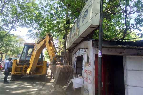 निगम ने रिम्स से कोकर तक चलाया अतिक्रमण हटाओ अभियान, जाम मुक्त हुआ सड़क