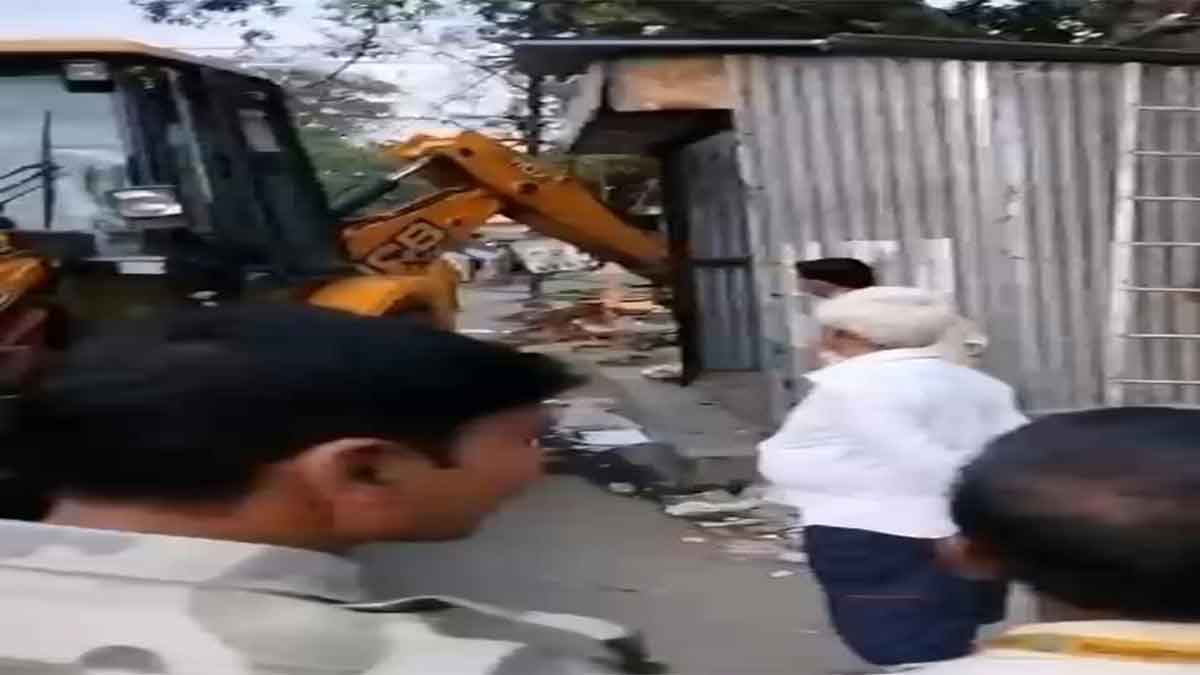 encroachment  Doranda