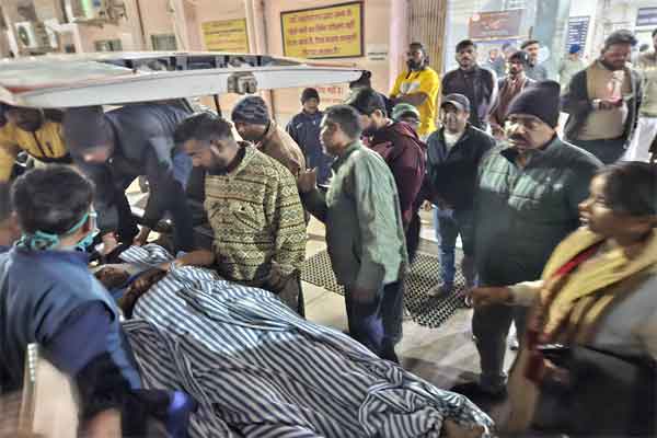 चुटिया थार कांड : पढ़ाई के लिए जाना था देहरादून, अब जिंदगी की जंग लड़ रहे मां-बेटे