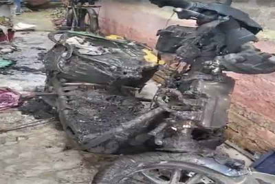 पत्नी पर गलत नजर रखने के शक में पड़ोसी का घर फूंका, भेजा गया जेल