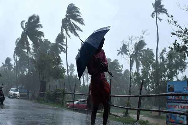 Weather News: झारखंड में मॉनसून की एंट्री, 9 जिलों में भारी बारिश का ऑरेंज अलर्ट
