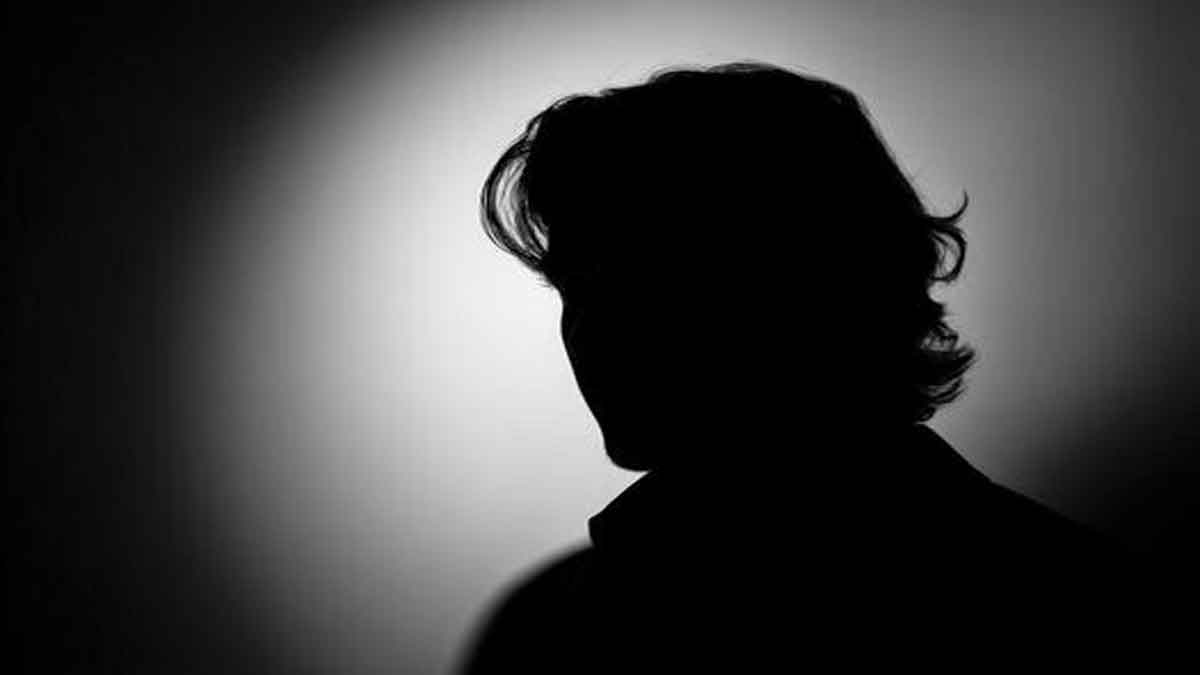 कौन है धर्मेंद्र? पिता थे पूर्व CS के कुक, बना कंप्यूटर ऑपरेटर, फिर अफसरों का चहेता