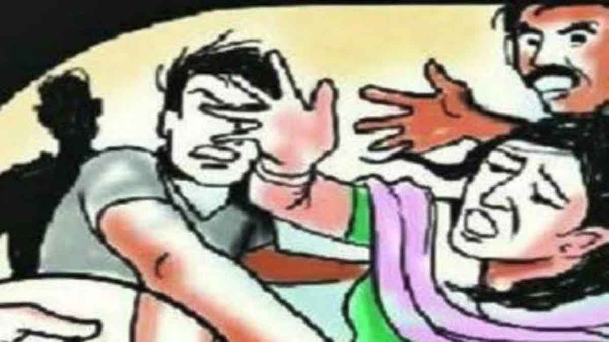 रांची में दिन दहाड़े महिला को रंगदारी के लिए पीटा, कपड़े फाड़े, अरगोड़ा थाना में FIR