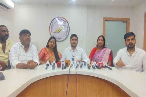 पुष्पा महतो मामले में आजसू का सरकार पर हमला, CBI जांच व बोकारो SP के निलंबन की मांग