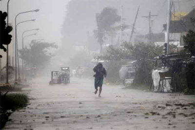Jharkhand Weather: रांची समेत 7 जिलों आंधी-बारिश का ऑरेंज अलर्ट, डाल्टनगंज में पारा 44 डिग्री