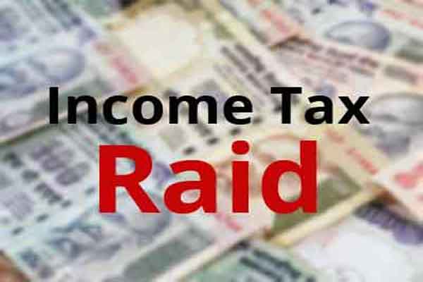 BREAKING : रांची में बिल्डर के ठिकानों पर आयकर छापा