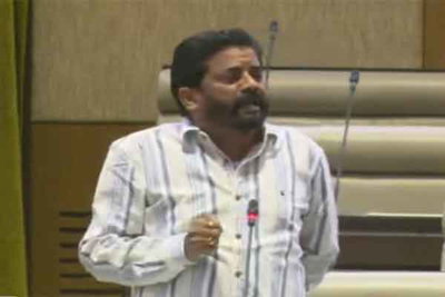 समीर कुमार मोहंती ने सदन में कहा - जनता को हक मांगने पर भी कठघरे में खड़ा किया जा रहा