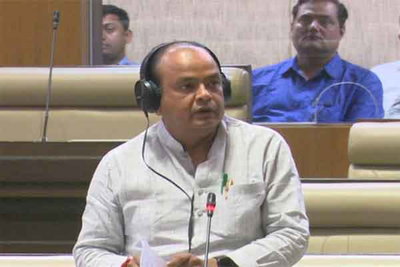 कर्मचारी स्वास्थ्य बीमा योजना की गड़बड़ी पर सदन में मंत्री इरफान ने दिया अटपटा जवाब