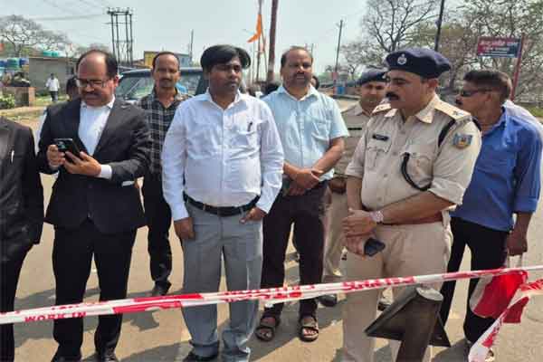 धनबाद: केंदुआडीह में गैस रिसाव पीड़ितों से मिली डालसा टीम, कानूनी मदद का आश्वासन