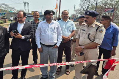 धनबाद: केंदुआडीह में गैस रिसाव पीड़ितों से मिली डालसा टीम, कानूनी मदद का आश्वासन