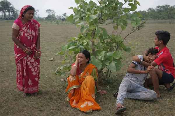 जामताड़ा: लापता युवक का शव कुएं में फंदे से लटका मिला, हत्या की आशंका