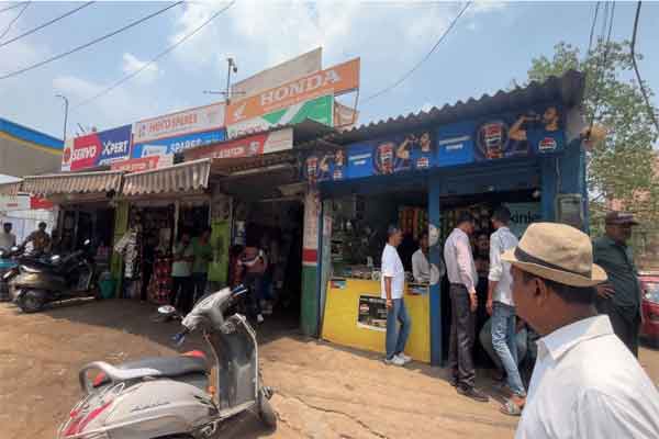 Ranchi News: हरमू बाईपास में 40 साल से बसे दुकानदारों पर संकट, बोले – अब तक कोई नोटिस नहीं