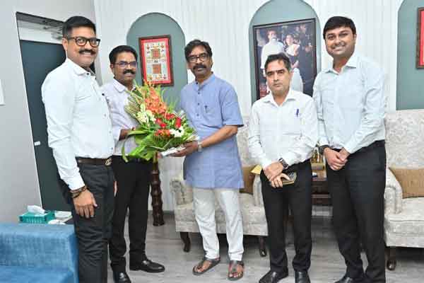 बिरसा मुंडा एयरपोर्ट में नए सुविधाओं के उद्घाटन समारोह में शामिल होंगे CM हेमंत सोरेन