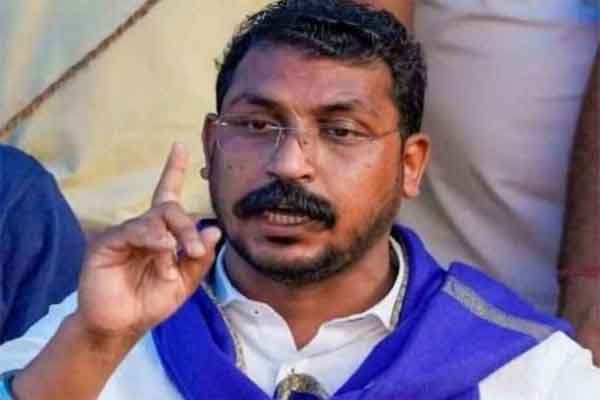 गढ़वा: अवैध बालू ट्रैक्टर से दो युवकों की मौत पर सांसद ने उठाए पुलिस पर सवाल