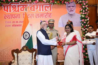 पश्चिम बंगाल ने देश को दी समृद्ध सांस्कृतिक और बौद्धिक विरासत: राज्यपाल