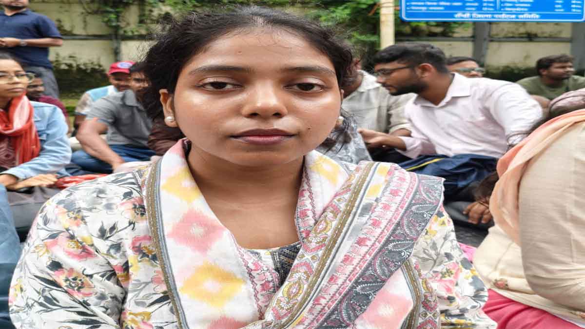 मेरी क्या गलती 16: पीएचडी छोड़ बनीं फूड सेफ्टी ऑफिसर, अब भविष्य अंधकारमय
