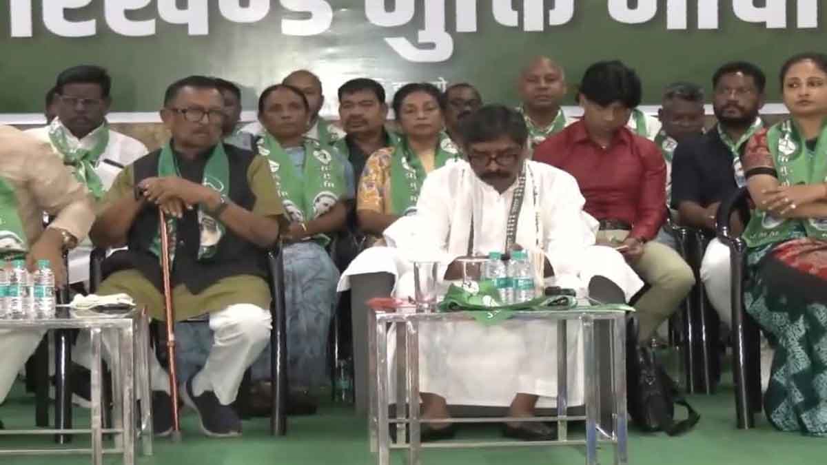 झामुमो का बड़ा ऐलान: MMDR कानून के खिलाफ बूथ से सड़क तक उतरेगी पार्टी, हेमंत ने बताया काला बिल