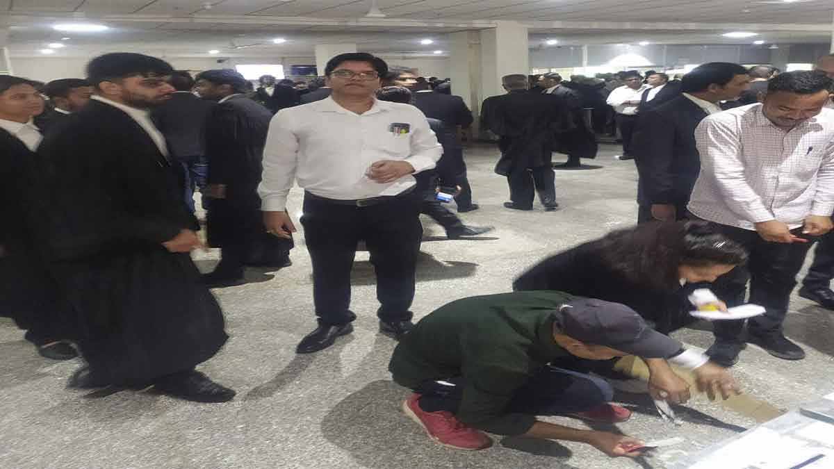 झारखंड हाईकोर्ट एडवोकेट्स एसोसिएशन चुनाव: 70 फीसदी मतदाताओं ने डाले वोट