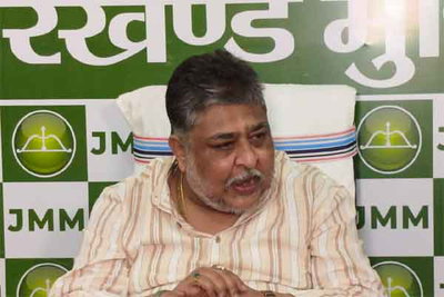 मतदाता सूची से नाम काटने के आरोप, सुप्रियो ने चुनाव आयोग व भाजपा को घेरा