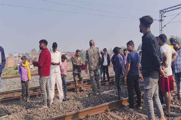 पलामू: ट्रेन की चपेट में आने से मजदूर की मौत