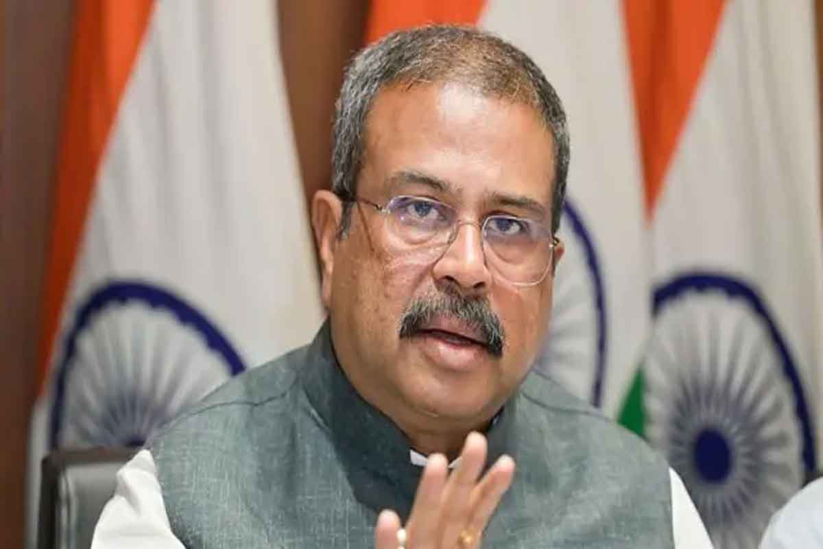 टिप्पणी- धर्मेंद्र प्रधानः ये नेता नहीं युवा हैं, डरा नहीं सकते, बैंड बजा देंगे