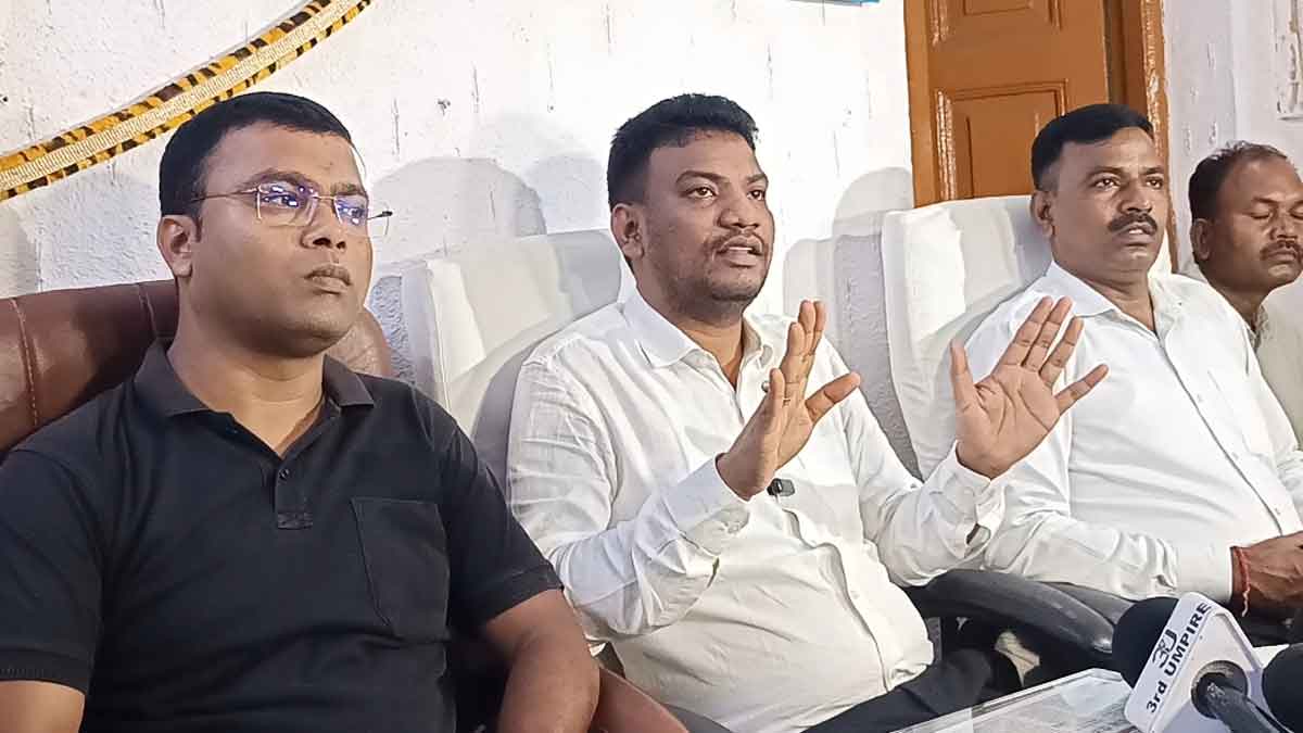 जयराम महतो के खिलाफ पुलिस एसोसिएशन का आक्रोश, पांच दिनों में गिरफ्तारी की मांग, नहीं तो धरना देगी पुलिस