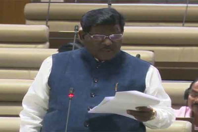 सदन में हेमलाल मुर्मू ने पेशा नियमावली को बताया ऐतिहासिक फैसला, विपक्ष को घेरा