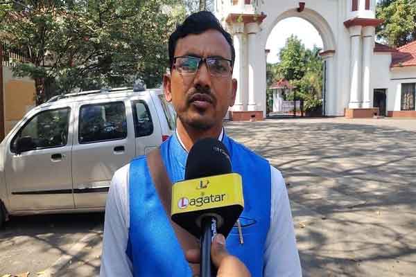 लंबित छात्रवृति पर बोले छात्र -  शीघ्र निर्णय नहीं लिया गया तो होगा उग्र आंदोलन