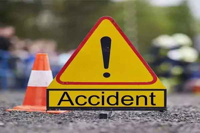 कोडरमा में दो सड़क हादसे: एक किशोर की मौत, 9 लोग घायल