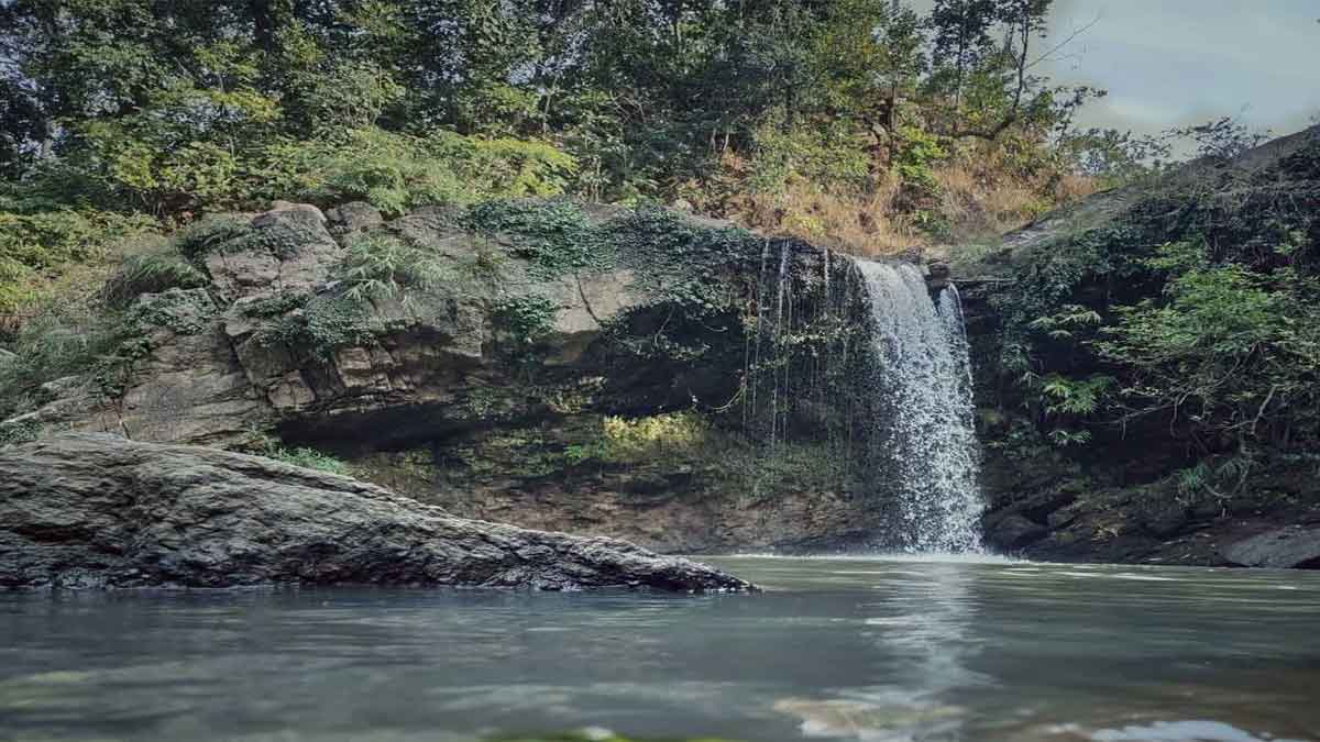 Chunri Falls