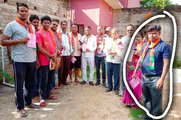 हजारीबाग हत्याकांड में भाजपा घिरी: आरोपी से किनारा, मगर वायरल तस्वीरों में पार्टी प्रचार करता दिखा आरोपी भीम राम