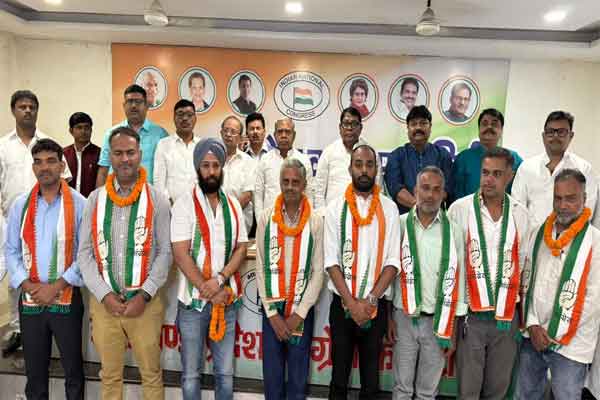 Ranchi News: रांची में कांग्रेस का मिलन समारोह, सैकड़ों नेताओं व कार्यकर्ताओं ने ली सदस्यता