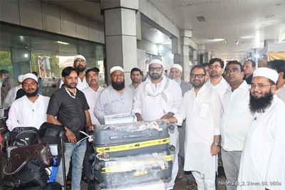 हज यात्रा कर झारखंड के 300 हाजी सकुशल स्वदेश लौटे, मंत्री ने किया स्वागत
