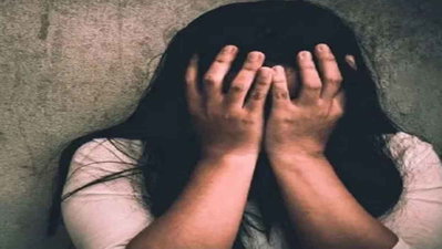 Hazaribagh News: दुष्कर्म के आरोप के बाद महिला से बेरहमी से मारपीट, पैर टूटने पर अस्पताल में भर्ती